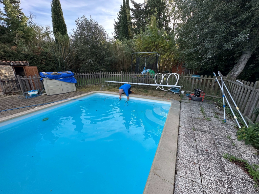 Test du seau fuite ou évaporation de piscine ? Locamex